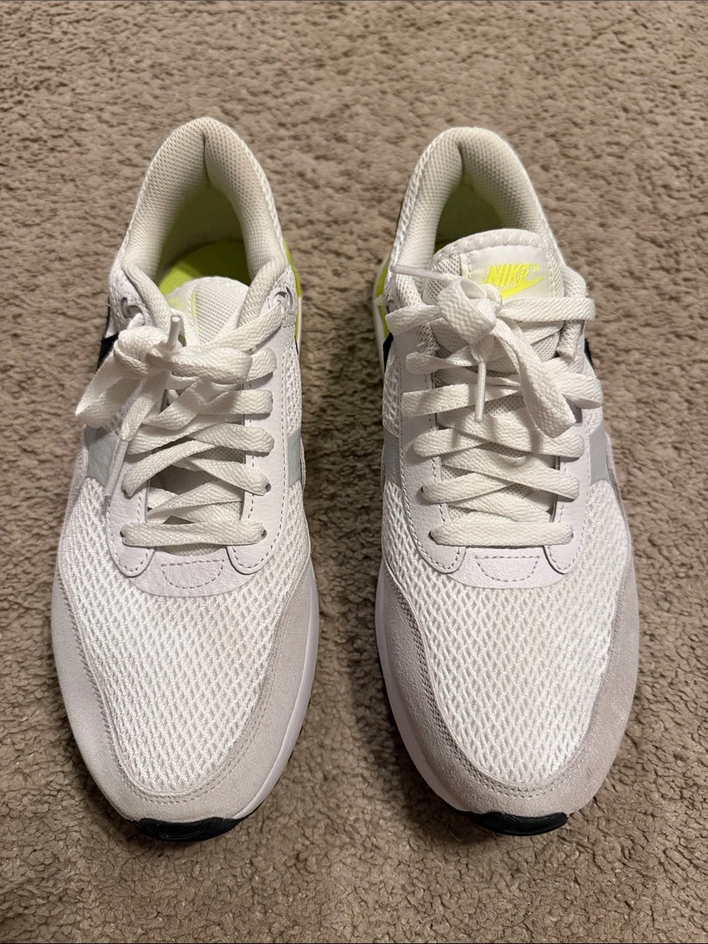 Nike women’s air